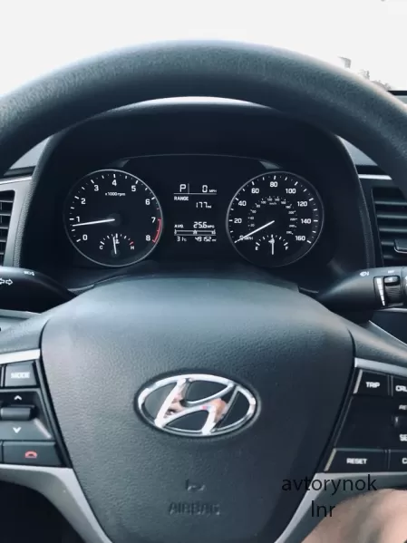 Продам Хендай Elantra 2018 года