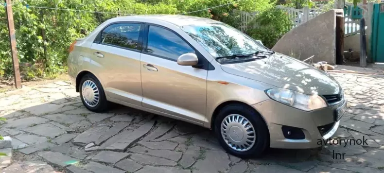 Продам Chery bonus 2013 год
