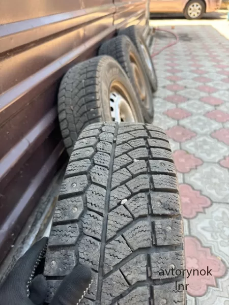 Продам зимние колеса R13