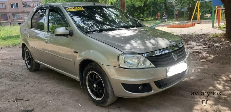 Продам Renault Logan 2 2013 года