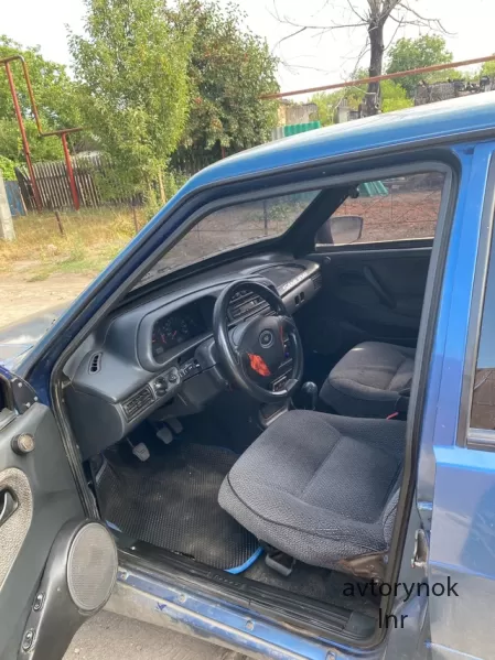 Продам ваз 2115 2004 года