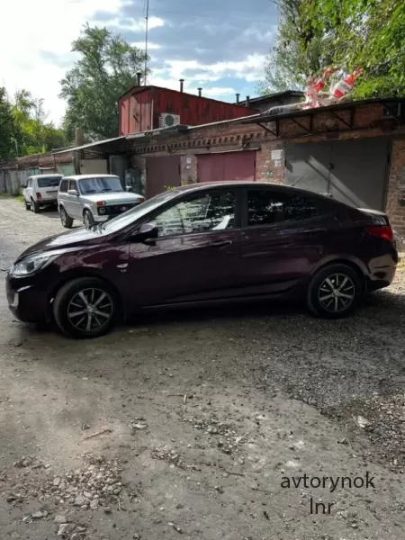 Продам Hyundai Solaris 2012 г