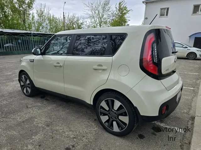 Kia Soul 2017 год