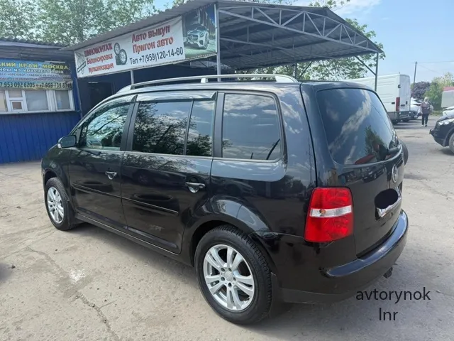 Продам Volkswagen Touran 2006 года