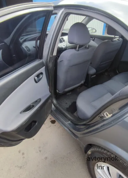 Продам автомобиль nissan primera 2002 года
