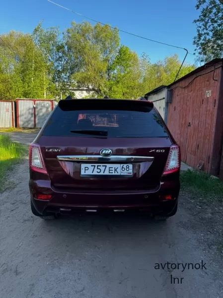 Продам автомобиль Лифан Х60 2012 года